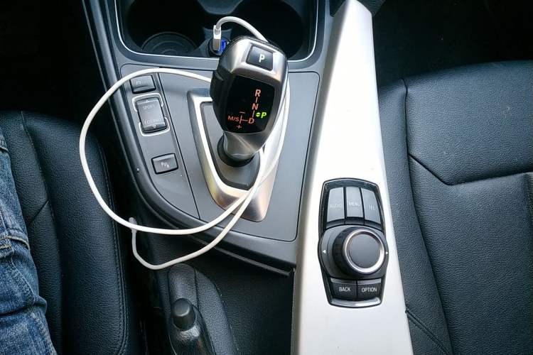 Used BMW 3 Series GT 2017 320i Sport Edition
