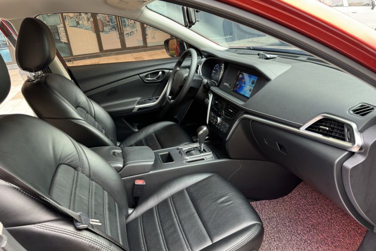 Used Venucia T90 2018 2.0L CVT Smart Connect Fashion Edition China V Standard
