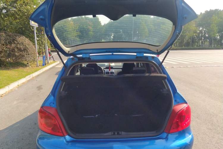 Used Peugeot 307 2013 Hatchback 1.6L Manual Comfort Edition
