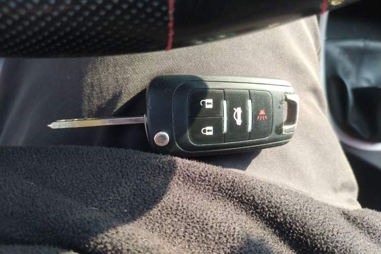 Used Peugeot 307 2013 Hatchback 1.6L Manual Comfort Edition
