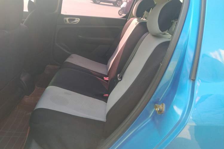 Used Peugeot 307 2013 Hatchback 1.6L Manual Comfort Edition
