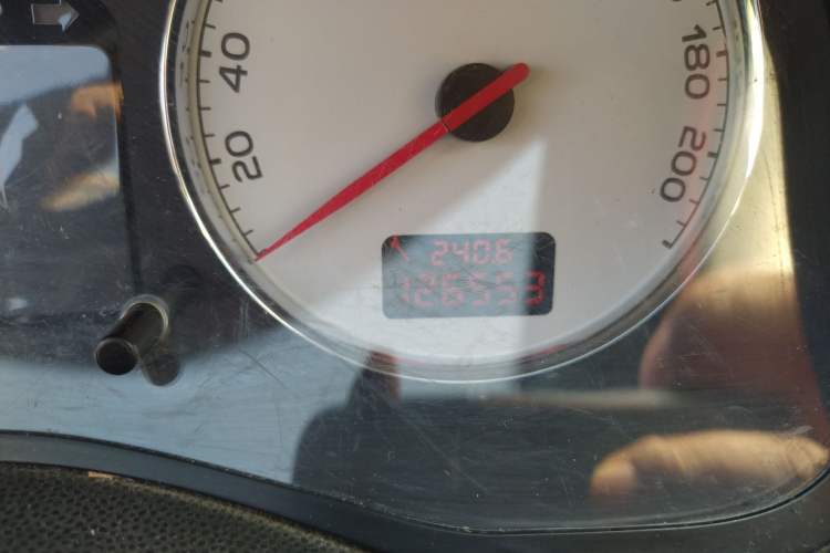 Used Peugeot 307 2013 Hatchback 1.6L Manual Comfort Edition
