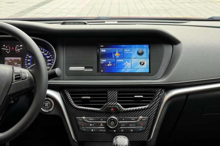 Used Venucia T90 2018 2.0L CVT Smart Connect Fashion Edition China V Standard
