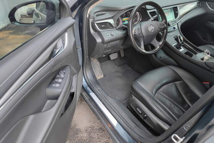 Used Buick LaCrosse 2018 20T Elite Edition
