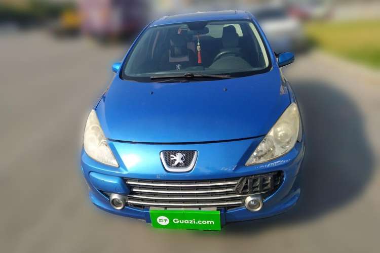 Used Peugeot 307 2013 Hatchback 1.6L Manual Comfort Edition

