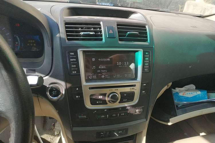 Used BYD G6 2012 2.0L Manual Luxury Version