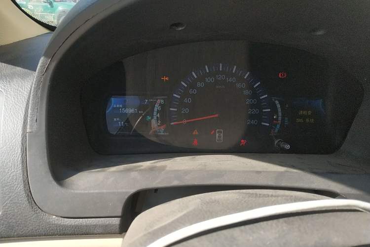 Used BYD G6 2012 2.0L Manual Luxury Version