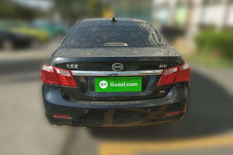 Used BYD G6 2012 2.0L Manual Luxury Version