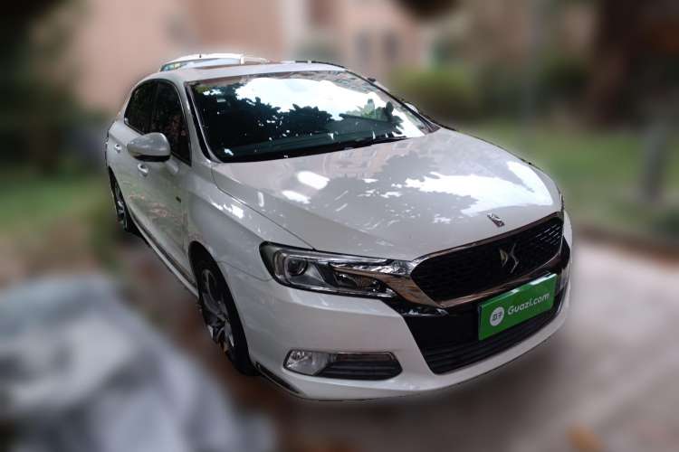 Used DS 5LS 2014 1.6T Elegant Version THP160
