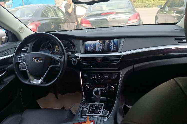 Used Geely Auto Emgrand GT 2015 1.8T Flagship Model
