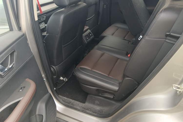 Used Dongfeng Fengon S560 2021 2.0L Manual Urban Version