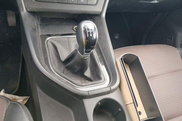 Used Dongfeng Fengon S560 2021 2.0L Manual Urban Version