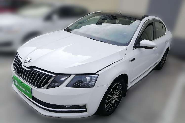 Used Skoda Octavia 2018 1.6L Automatic Luxury Edition