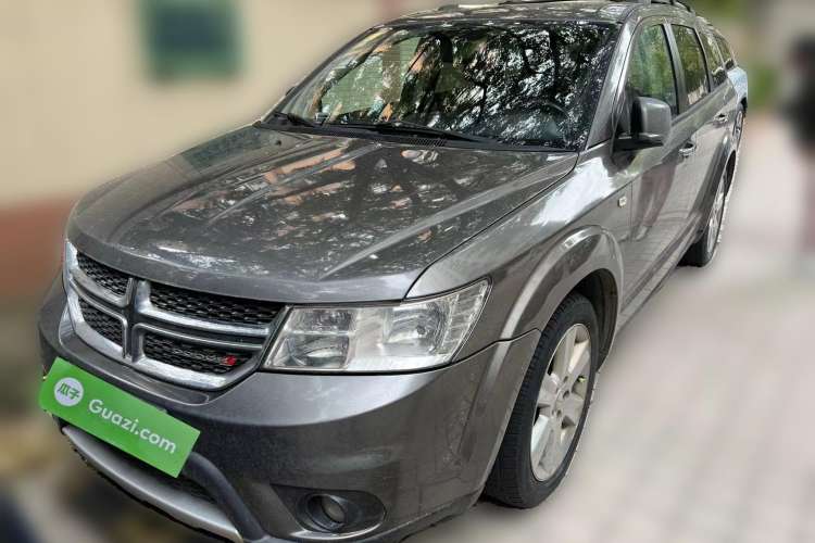 Used Dodge Journey 2013 2.4L Two-Wheel Drive Luxury Version