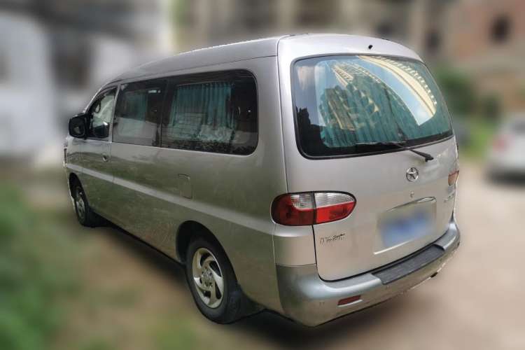 Used JAC Refine 2011 2.0L Shuttle Gasoline Comfort Edition HFC4GA3