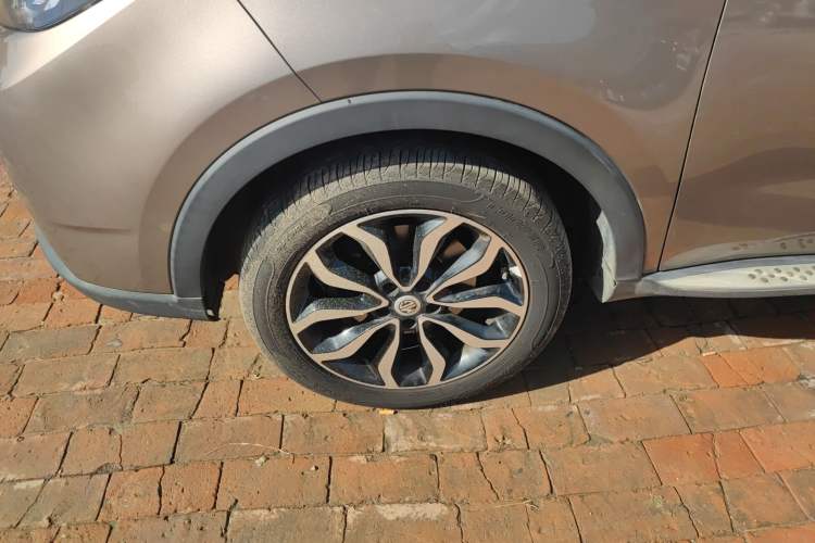 Used MG GS 2015 2.0TGI TST Luxury Edition
