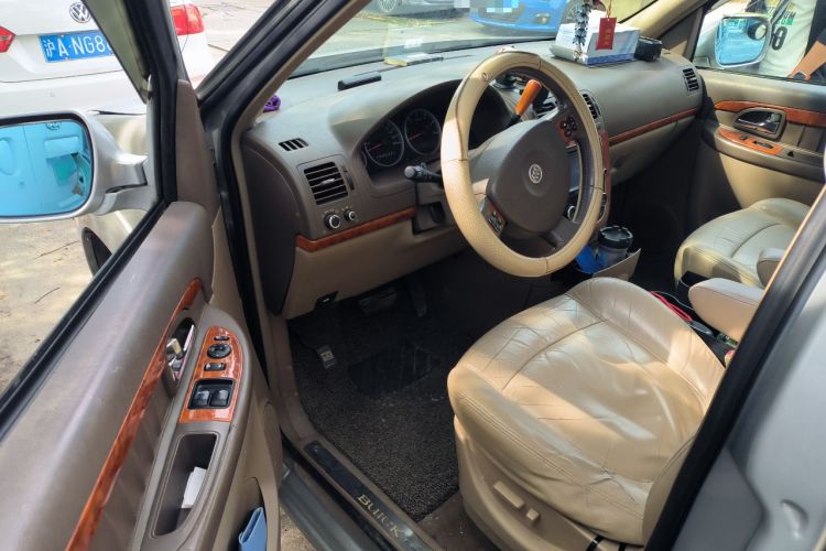 Used Buick GL8 2006 Lu Zun 3.0L XT Navigation Edition
