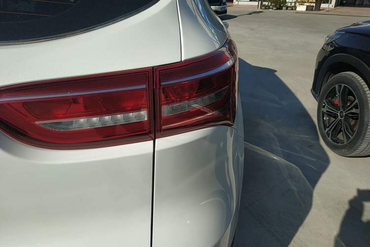 Used JETOUR X70S 2019 1.5T DCT Explore Edition 5 Seats
