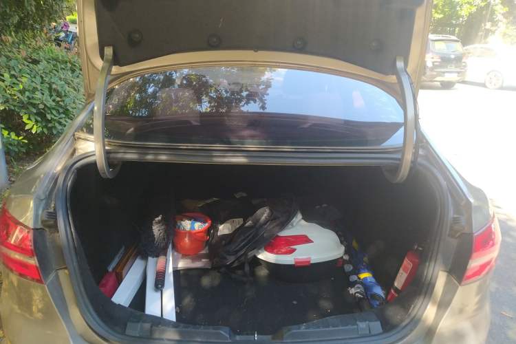 Used Ford Escort 2015 1.5L Manual Fashion Edition