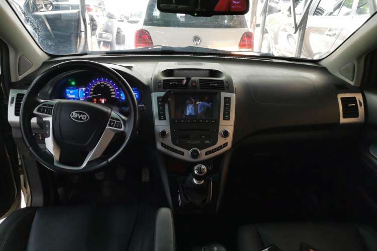 Used BYD S6 2014 1.5TI Manual Luxury 5-Seater