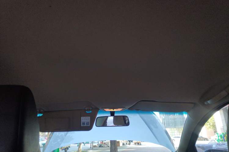 Used Baojun 310W 2017 1.5L Manual Fashion Edition China VI
