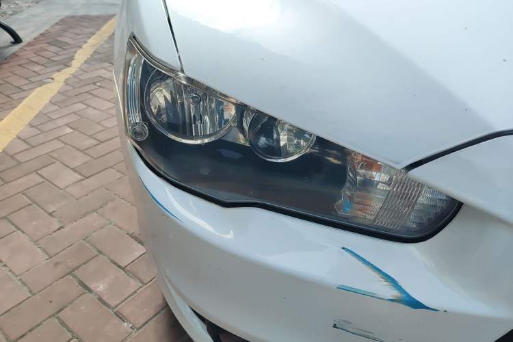 Used Mitsubishi Lancer EX 2010 Fashion Edition 1.8L Manual Comfort Trim
