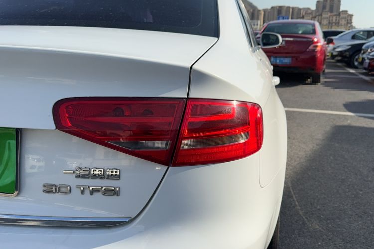 Used Audi A4L 2013 30 TFSI Manual Comfort Model
