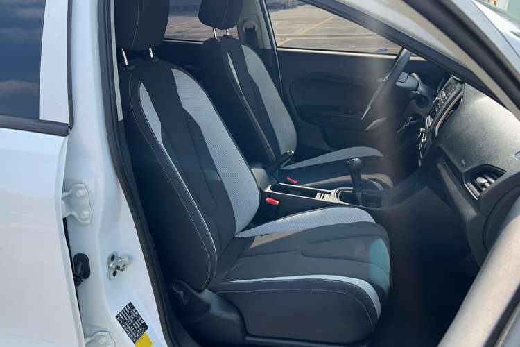 Used MG GT 2016 1.5L Manual Fashion Edition
