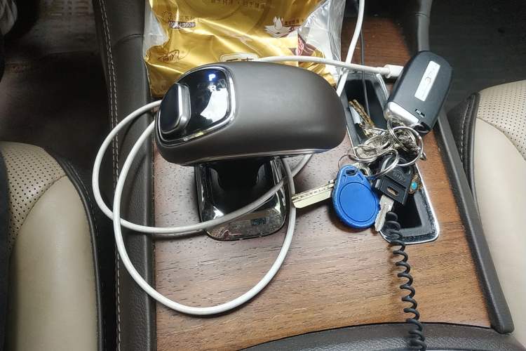 Used Chrysler 300C 2013 3.6L Premium Edition