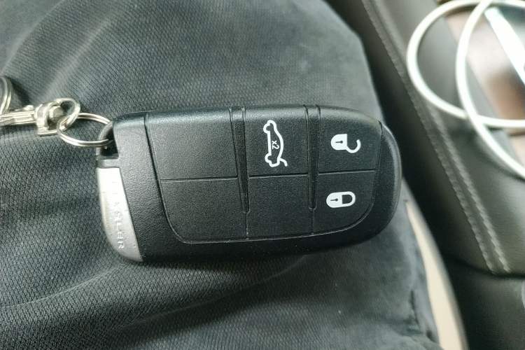 Used Chrysler 300C 2013 3.6L Premium Edition