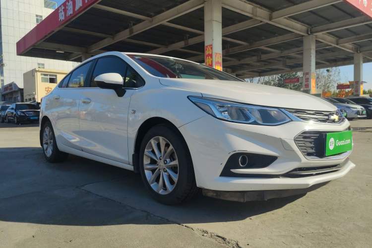 Used Chevrolet Cruze 2018 320 Manual Xuanfeng Edition