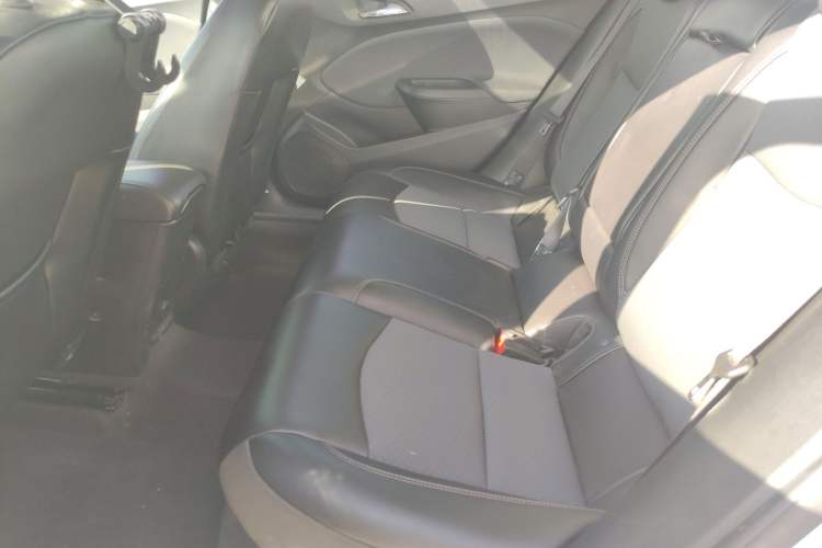 Used Chevrolet Cruze 2018 320 Manual Xuanfeng Edition