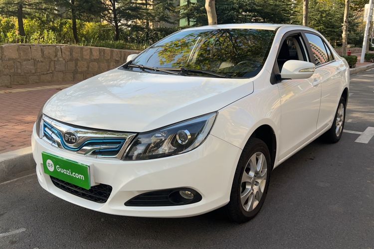 Used BYD e5 2016 300 Luxury Edition