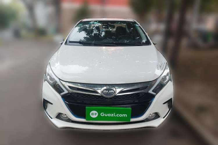 Used BYD Qin 2015 1.5T Dual-Crown Flagship Plus Edition
