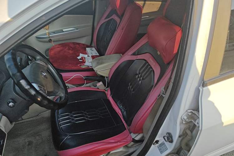 Used Changan Alsvin V5 2012 1.5L Manual Dream Edition
