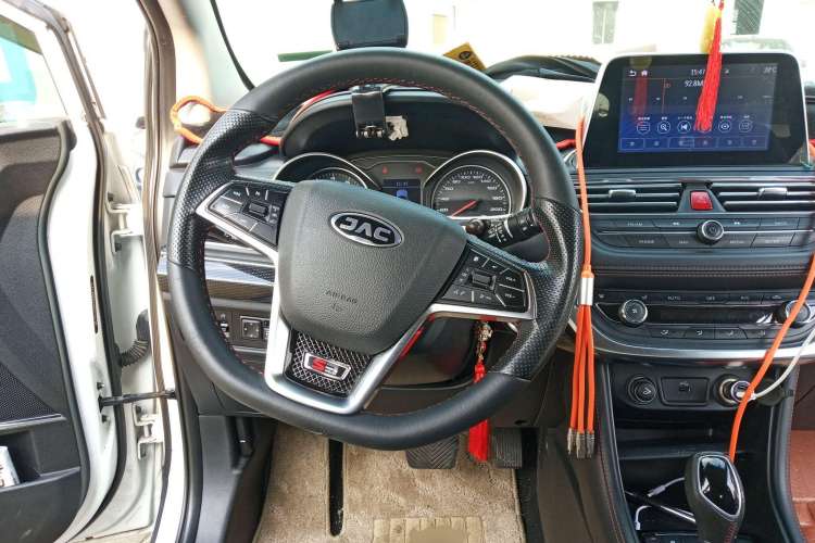 Used JAC Refine S3 2018 Smart Drive Version 1.6L CVT Smart Connect Model
