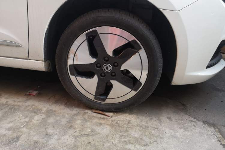 Used Dongfeng Aeolus E70 2021 Revised Version 500 Ultra-Comfort Edition