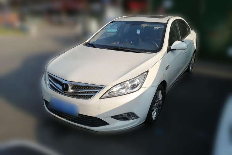 Used Changan Eado 2012 1.6L Manual Luxury Model China IV Standard