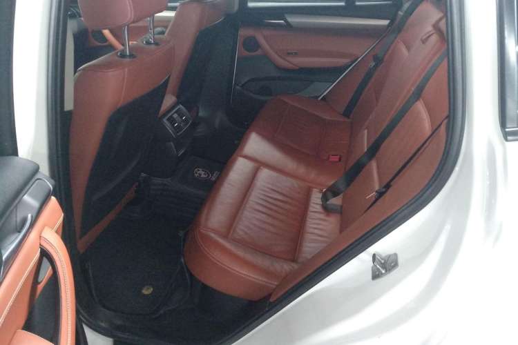 Used BMW X3 2011 xDrive28i Leading Model
