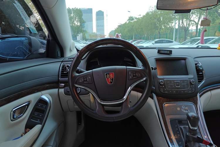 Used Roewe e950 2016 1.4T Luxury Edition
