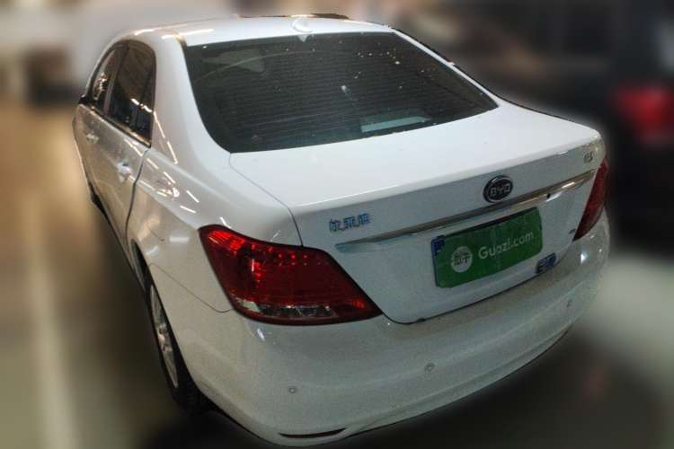 Used BYD e5 2016 300 Prestige Edition
