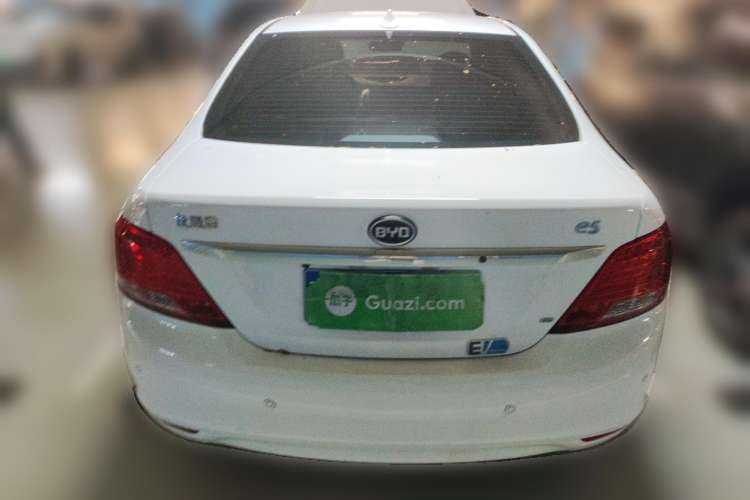Used BYD e5 2016 300 Prestige Edition
