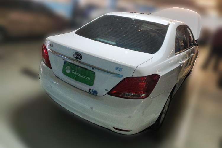 Used BYD e5 2016 300 Prestige Edition

