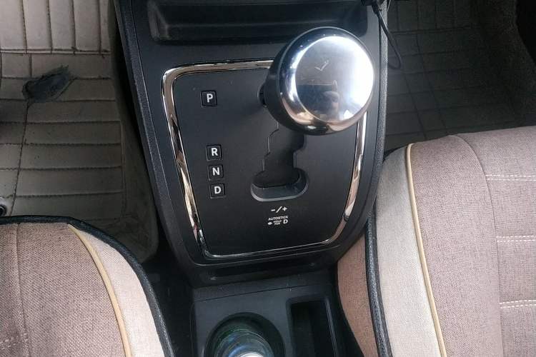 Used Jeep Compass 2014 2.0L two-wheel drive sport version