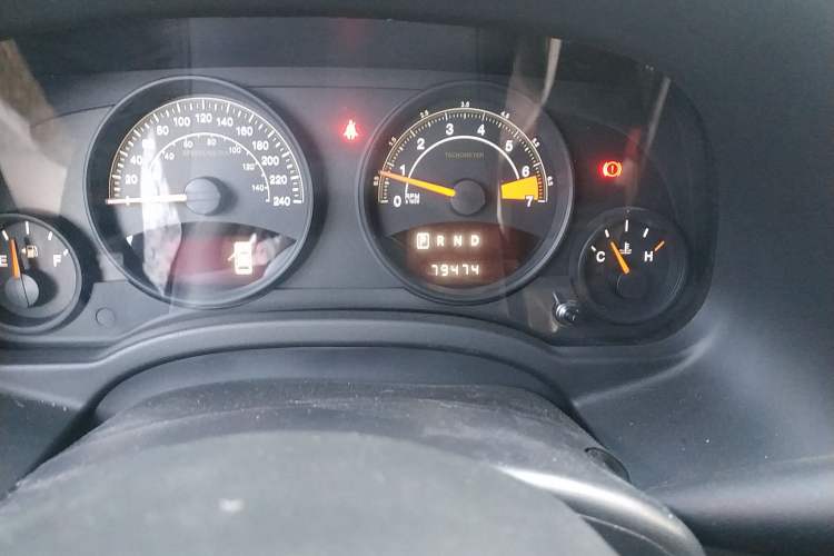 Used Jeep Compass 2014 2.0L two-wheel drive sport version