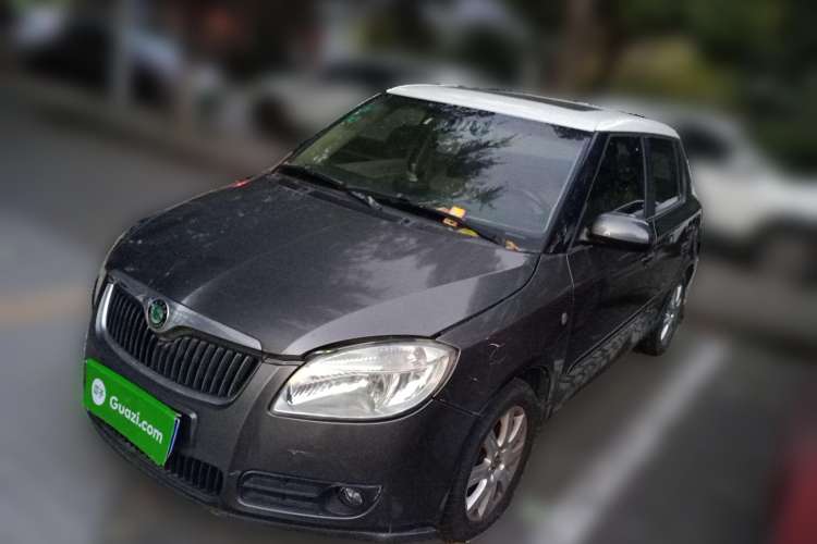 Used Skoda Fabia 2009 1.6L Automatic Crystal Edition