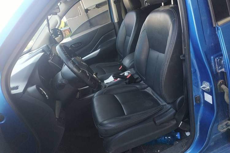 Used Dongfeng Ruichi 6 2019 2.5T Manual Two-Wheel Drive Diesel Standard Version ZD25T5
