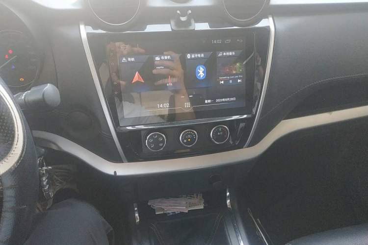 Used Dongfeng Ruichi 6 2019 2.5T Manual Two-Wheel Drive Diesel Standard Version ZD25T5
