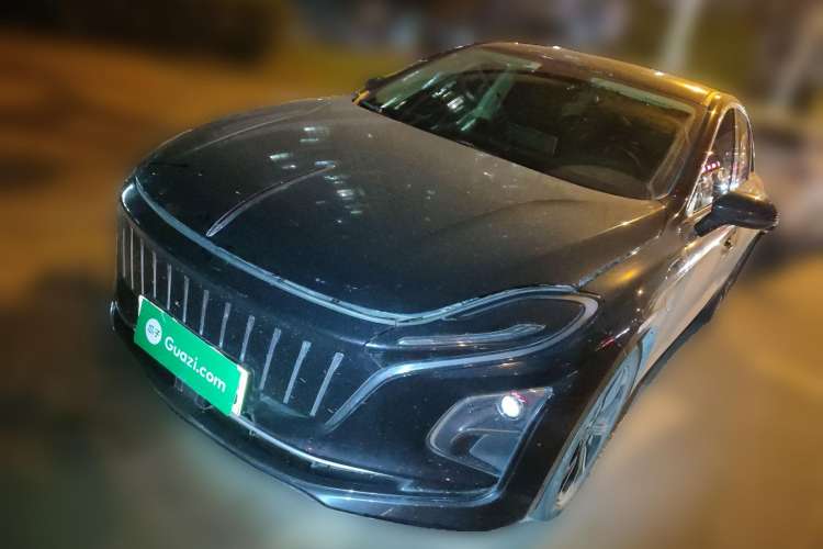 Used Hongqi E-QM5 2022 431 km Charge & Enjoy Edition