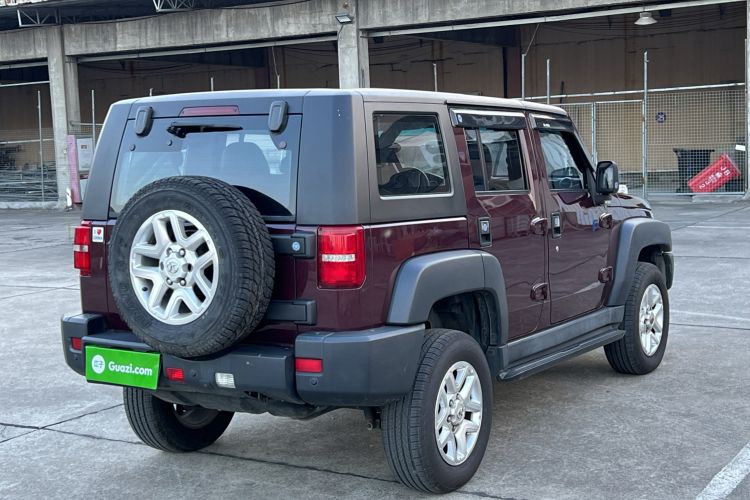 Used BAIC Off-Road BJ40 2016 40L 2.0T Manual All-Wheel Drive Prestige Edition
